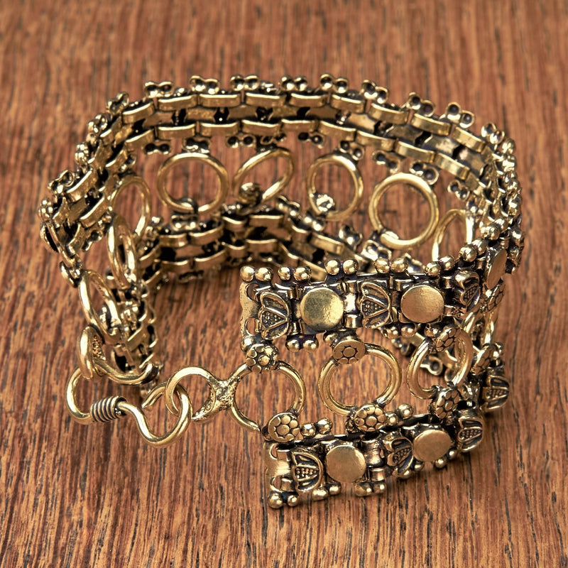 Artisan handmade pure brass, decorative open circle, chunky chain bracelet designed by OMishka.